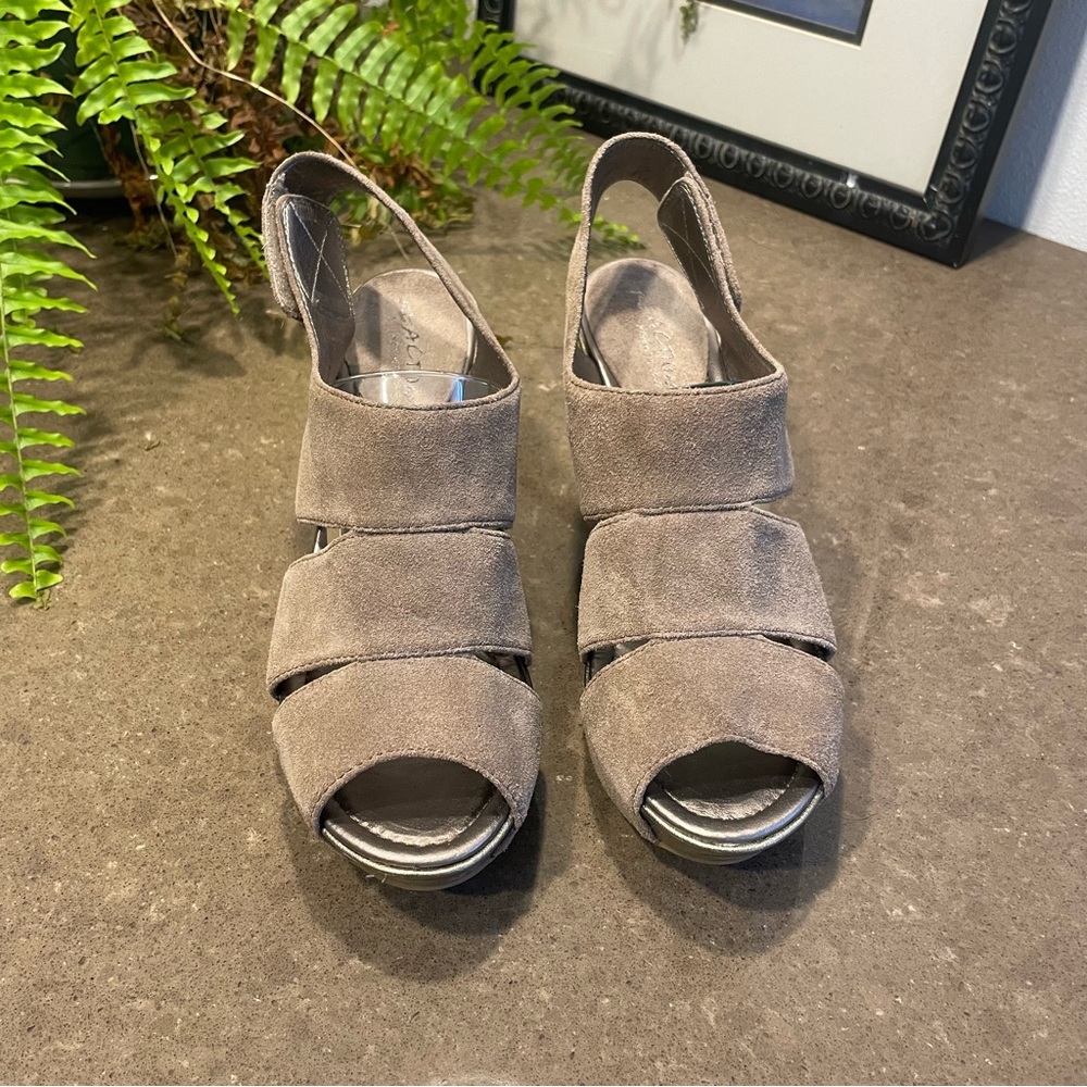 Reaction By Kenneth Cole Gray Strappy Wedges View 3